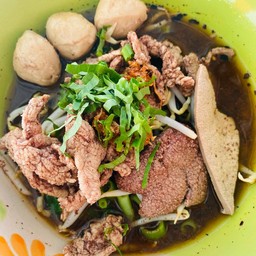 เกาเหลา-หมูน้ำตก