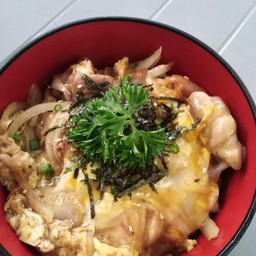 ข้าวหน้าหมูไข่ข้น