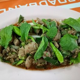 ลาบเนื้อสุกขม