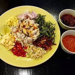 หอยนางรมทรงเครื่อง