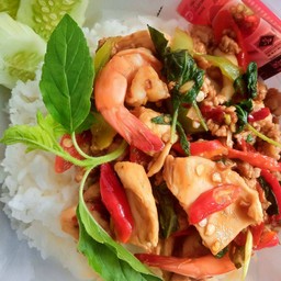 ข้าวกระเพรารวม