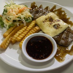 เนื้อ + ชีส น้ำจิ้มแจ่ว