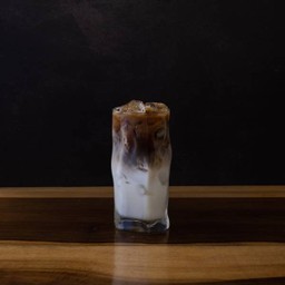 White Drop [Iced Coffee Latte]