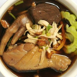 ก๋วยเตี๋ยวไก่มะระ