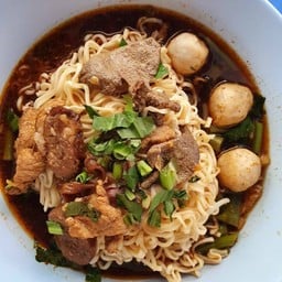 เส้นมาม่า(เนื้อ)