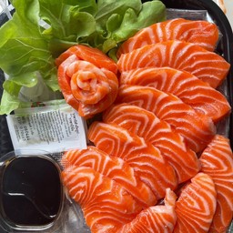 แซลมอนซาซิมิไซซ์ L