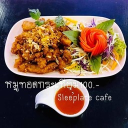 หมูทอดกระเทียมพริกไทย