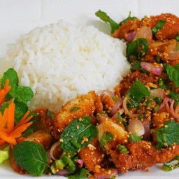 ข้าวยำไก่แซ่บ