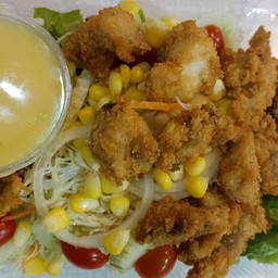 สลัดกุ้งทอด