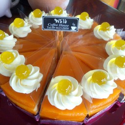 เค้กส้ม สายน้ำผึ้ง