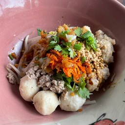 ก๋วยเตี๋ยวแม่กัลยา