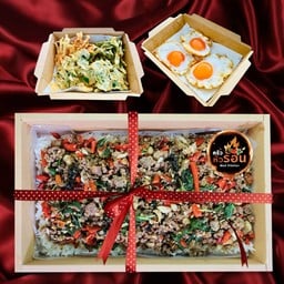 เมนูข้าวราดกะเพราโคขุนหัวร้อนของขวัญ