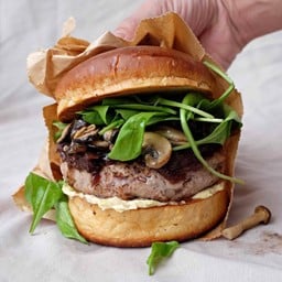 Mario Beef burger