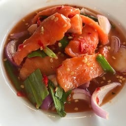 ยำแซลมอน วาซาบิ