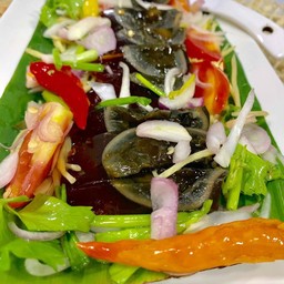 ยำไข่เยี่ยวม้า