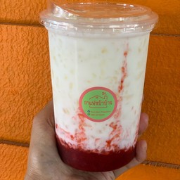 นมสดสตอเบอร์รี่