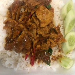 คั่วหมูพริกแกงใต้