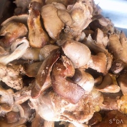 เครื่องในไก่ต้มน้ำปลา