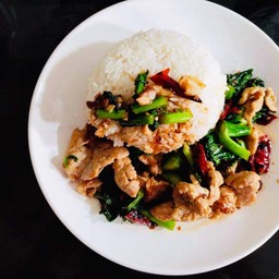 ครัวพริกแห้ง  เหมืองแก้ว