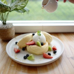 Mix fruits pancake