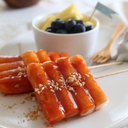 Tteokkochi ต๊อกโกจี ย่างราดซอส 5 ไม้