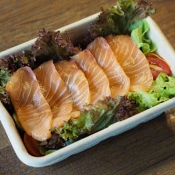Salad & Steak by Jirafu ลาดพร้าว