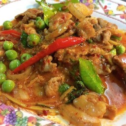 หมูป่าผัดเผ็ด