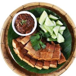 สามชั้นทอดน้ำปลา ปลาร้าบอง