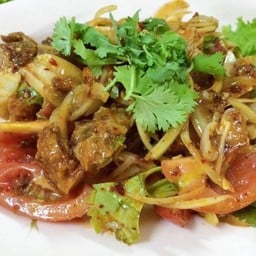 ยำหมูกรอบ