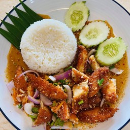 ข้าวยำไก่แซ่บ