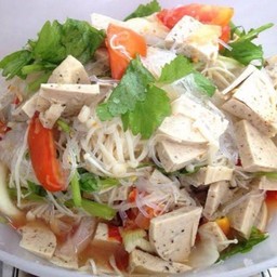ยําวุ้นเส้นหมูยอ