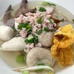 อบ อิ่ม อาหารและเครื่องดื่ม