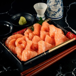 23 Salmon Sashimi Big