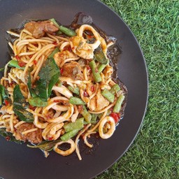 สปาเก็ตตี้ ผัดเขียวหวาน