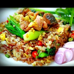 ข้าวผัดคะน้าปลาเค็ม