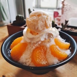 บิงซู ออเรนจ์ วานิลลา (Orange Vanilla Bingsu)