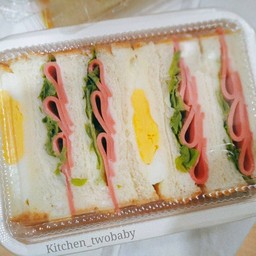 แซนวิชสด ไข่ดาว+โบโลน่า