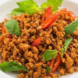 พริกแกงหมูสับ