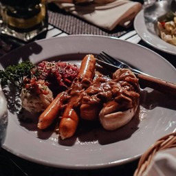 ไส้กรอกย่างรมควัน