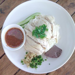 ข้าวมันไก่ต้มธรรมดา