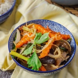 ไก่ผัดขิง