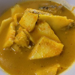 แกงส้มปลากะพง