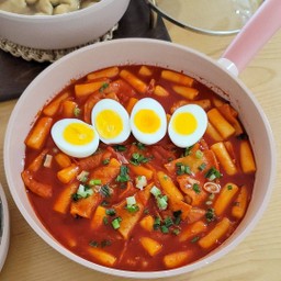 Tteokbokki 떡볶이 ต๊อกบกกี