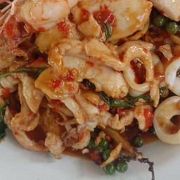 ป้าทองใบอาหารตามสั่ง