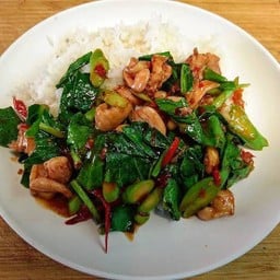 ผัดพริกคะน้าหมูชิ้น