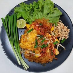 ผัดไทย ใส่ไก่