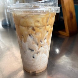 กาแฟโบราณหน้าโรงเรียน
