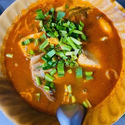 ต้มยำ( กุ้ง,ปลา,ปลาหมึก) กรุณาระบุด้วยค่ะ