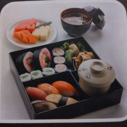 SUSHI SET