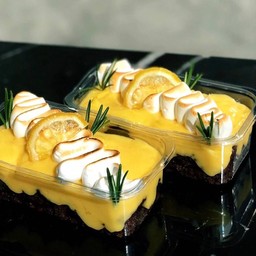 เลม่อนเมอแรงค์ ช็อกโกแลตครัสต์